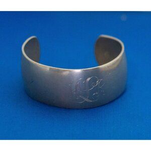 7 inch, Vintage Silver Tone Minimalist Ladies Cuff Bracelet - D36